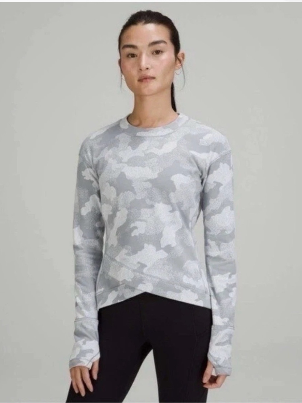 Lululemon Women’s Gray Camo Close to Crossing Long Sleeve Rulu Size 6 Athleisure